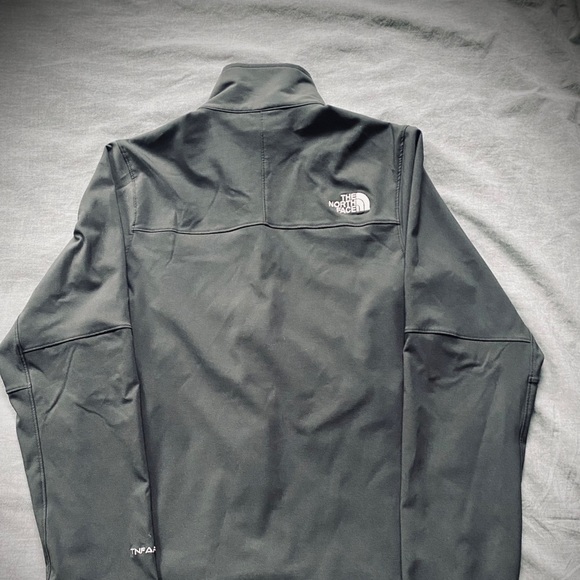 North Face Grey Windbreaker - Picture 5 of 5